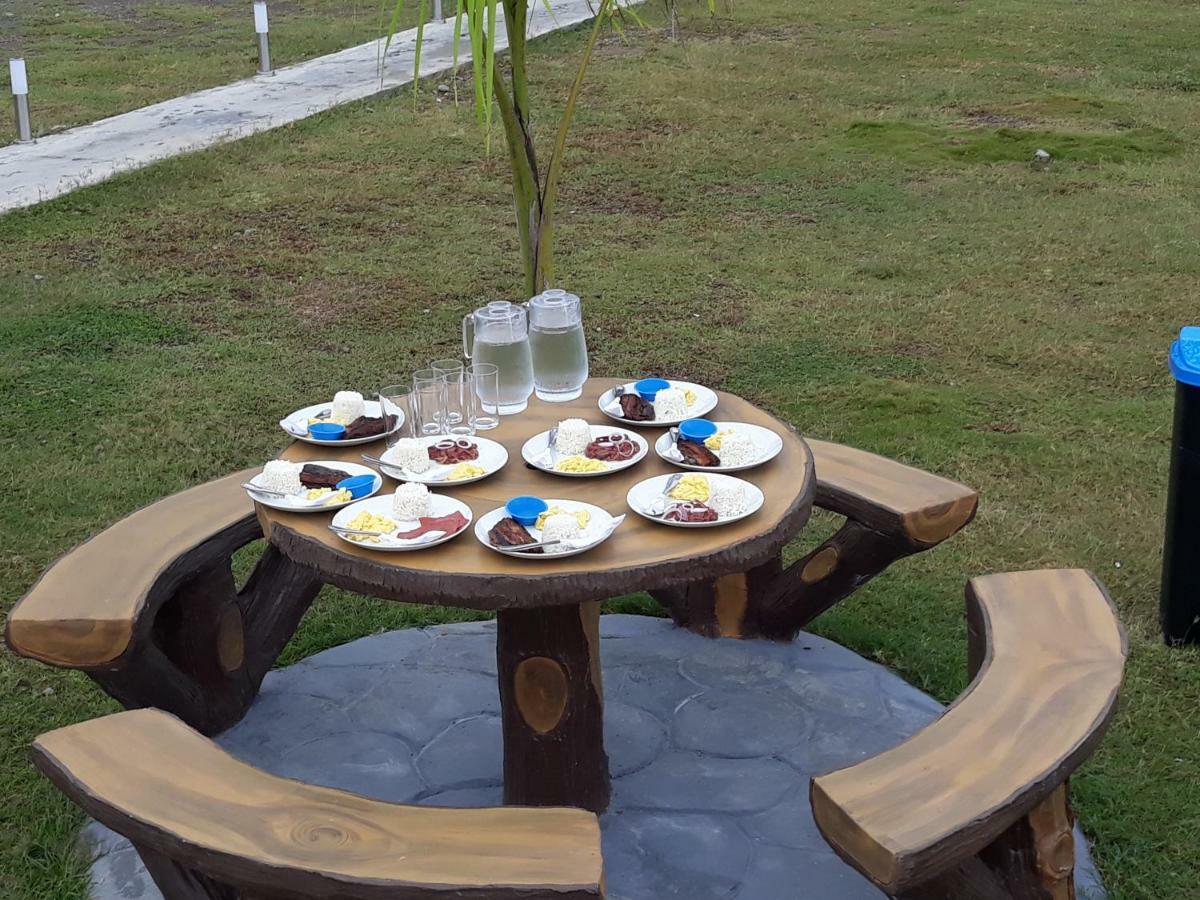 Lagoon Beach Resort Gitagun Exterior photo